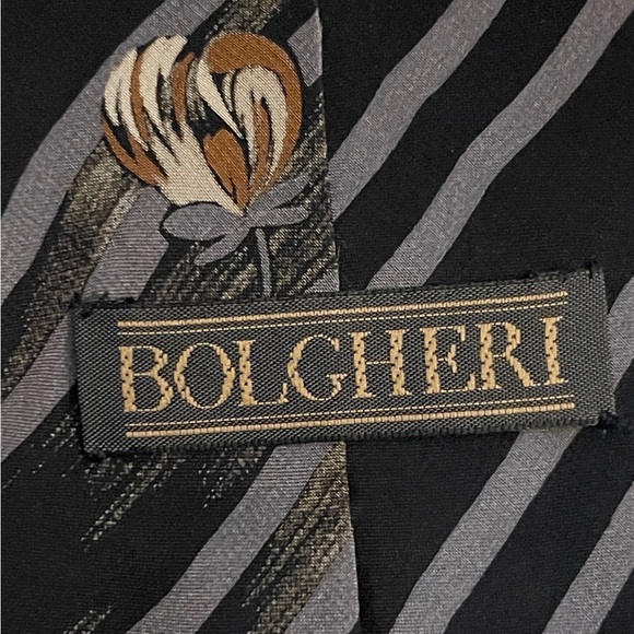 Elegant Floral Striped Tie - Black and Brown - Picture 4 of 6